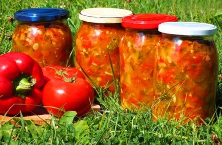 Салат из кабачков, помидоров и болгарского перца заготовка на зиму