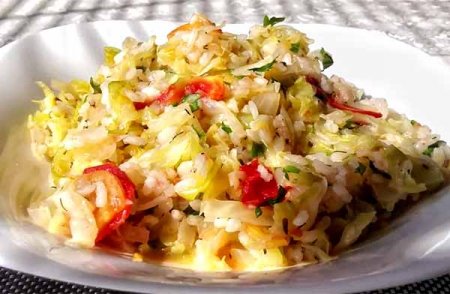 Тушеная капуста с рисом простой рецепт приготовления