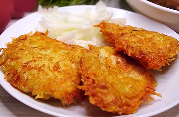 Сочная куриная грудка запеченная в картофельной соломке